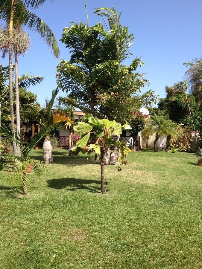Le Bungalow Des Bougainvilliers Ducos Exterior foto